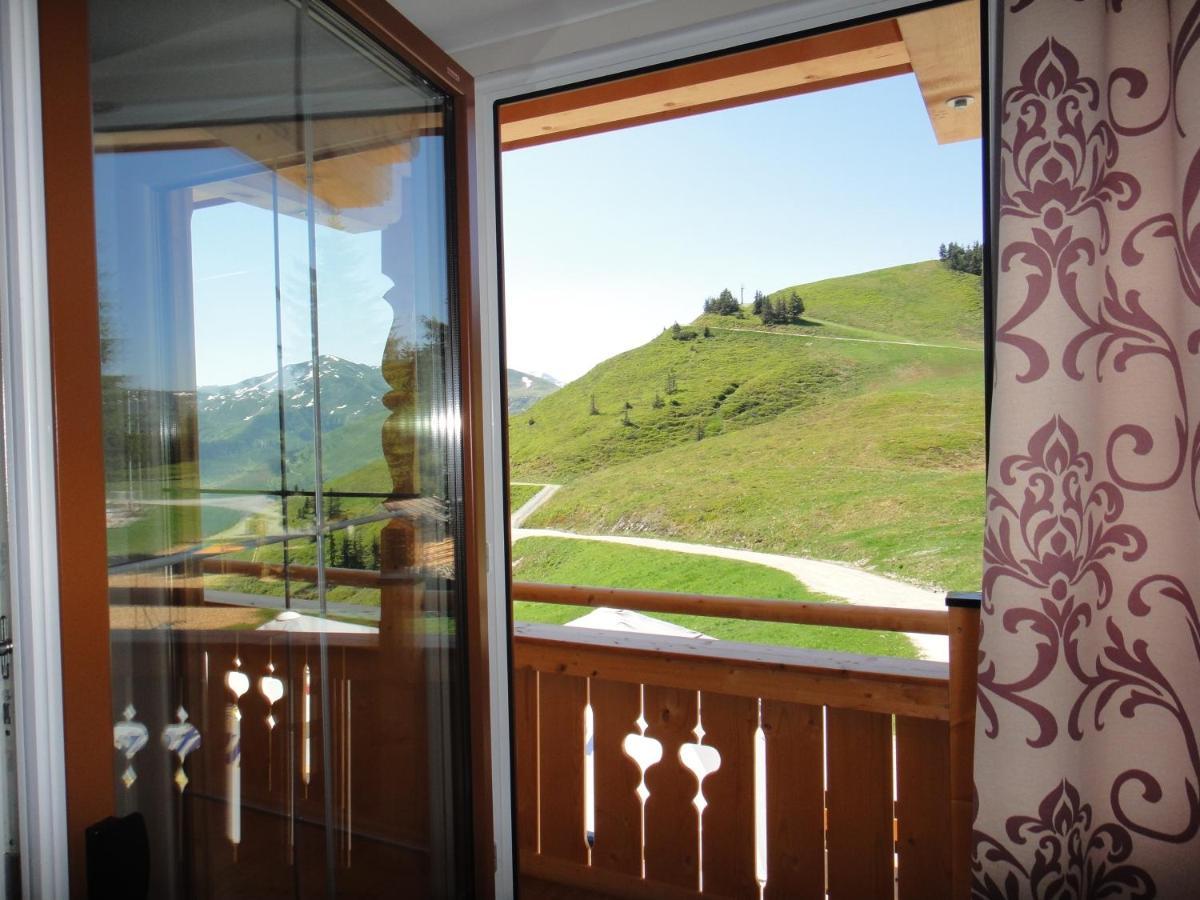 Berggasthof Schatzbergalm Thierbach Room photo